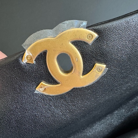 Chanel 19 Shoulder Bag - Picture 8 of 13